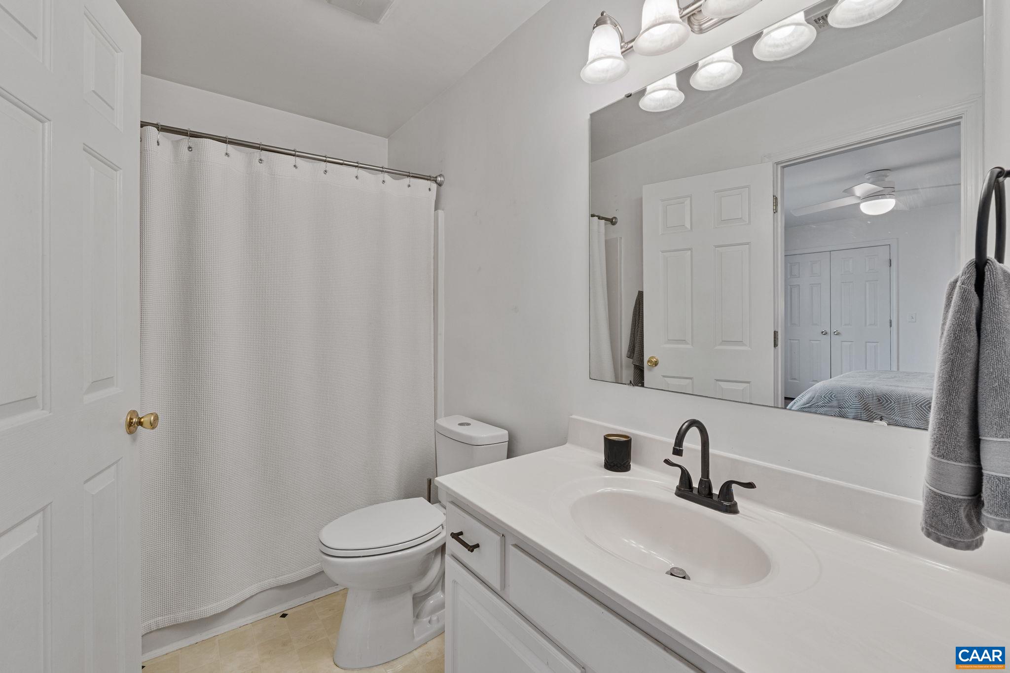 11 Holly Circle Palmyra, VA 22963 - Photo 15 of 41