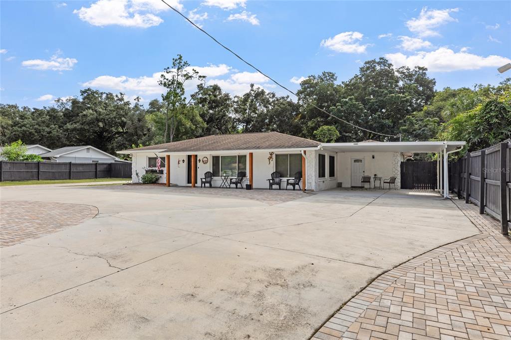 16903 Hanna Road Lutz, FL 33549 - Photo 4 of 73 Gallery Image 4