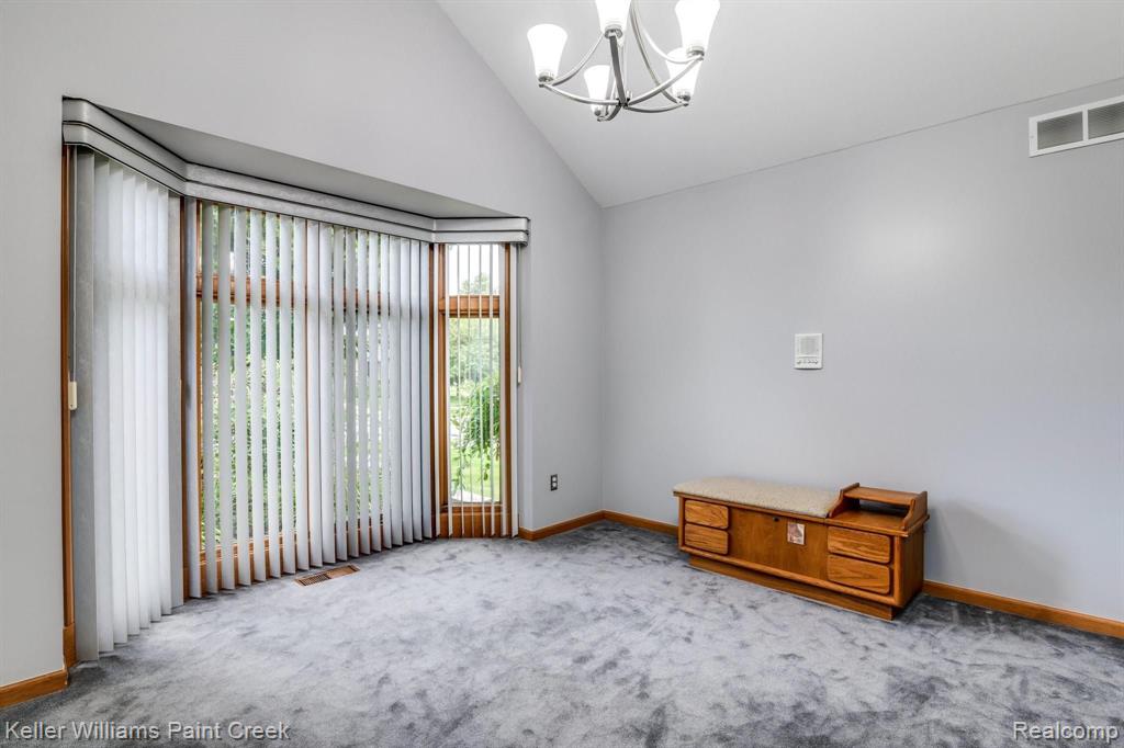 964 Norcross Drive Rochester Hills, MI 48307 - Photo 8 of 31
