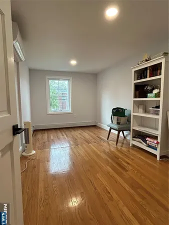 $6,000 | 8 Virginia Street, Tenafly, NJ 07670