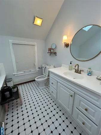 $6,000 | 8 Virginia Street, Tenafly, NJ 07670