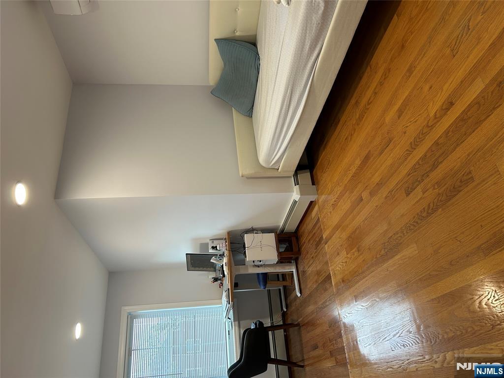 8 Virginia Street Tenafly, NJ 07670 - Photo 10 of 13