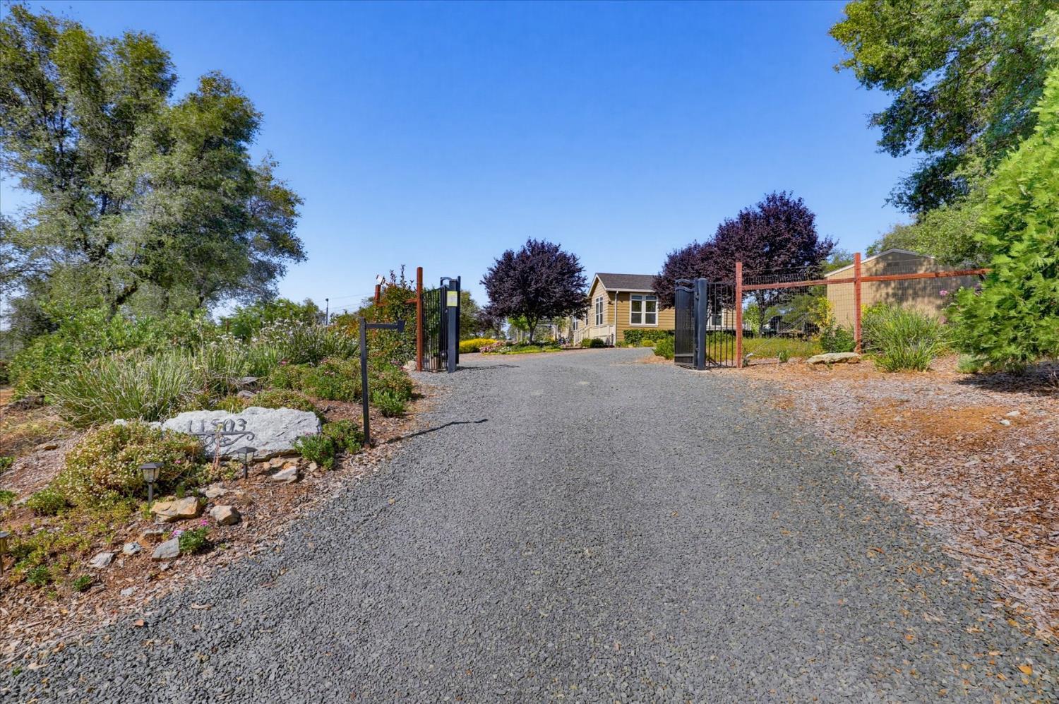 11503 Lime Kiln Road Grass Valley, CA 95949 - Photo 4 of 49 GATED ENTRY