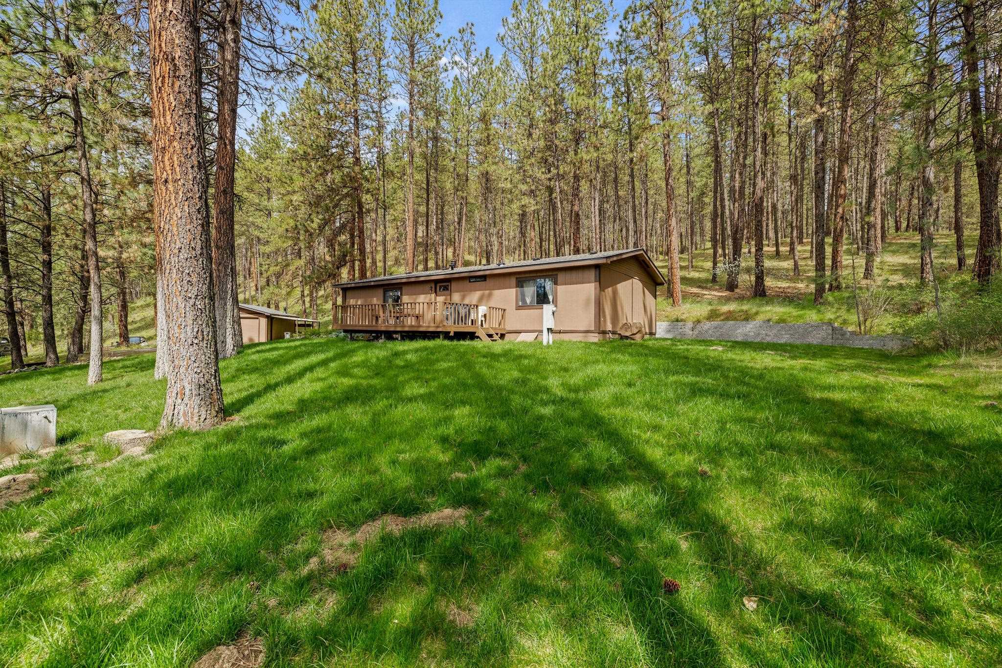 10709 South Hangman Valley Road Spokane, WA 99223 - Photo 30 of 48