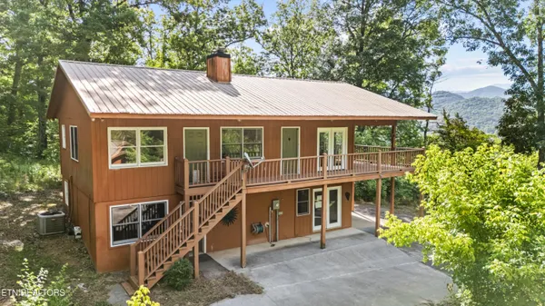 $389,000 | 126 Johnson Mountain Way, Townsend, TN 37882
