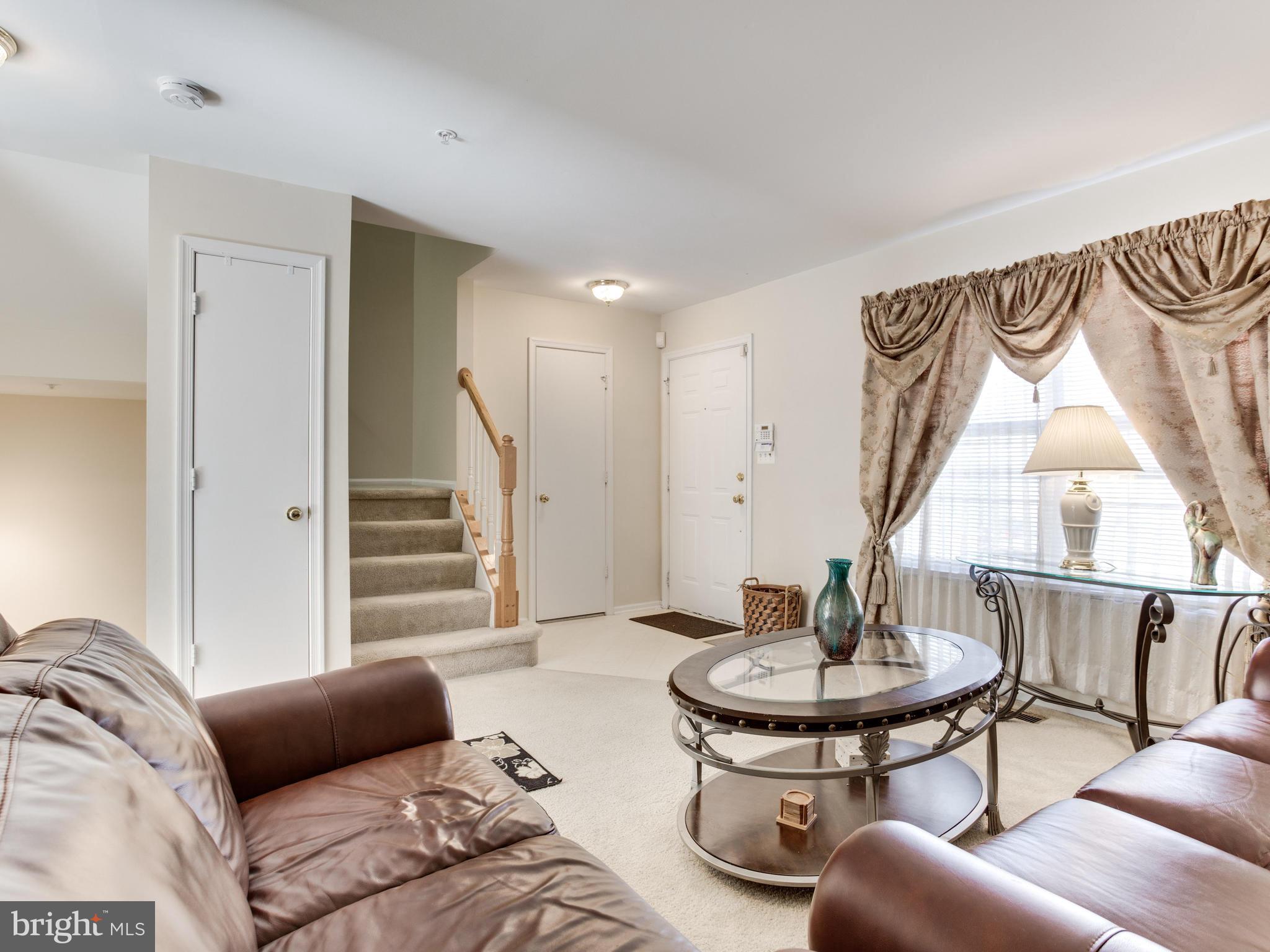 3547 Orchard Shade Road Randallstown, MD 21133 - Photo 6 of 29 Living Room