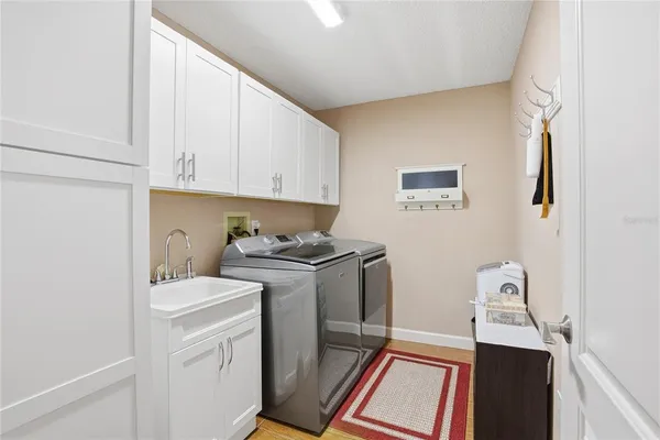 $655,500 | 5860 Windermere Drive, Palm Harbor, FL 34685