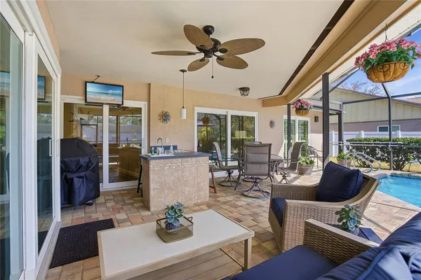 $655,500 | 5860 Windermere Drive, Palm Harbor, FL 34685