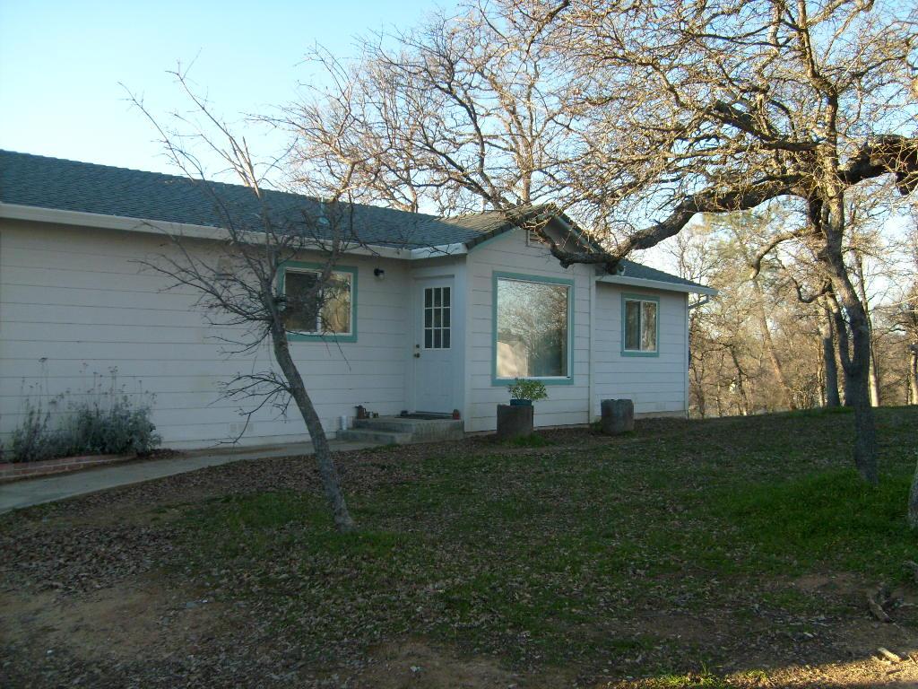 13755 Gas Point Road Igo, CA 96047 - Photo 1 of 14 Front of Home