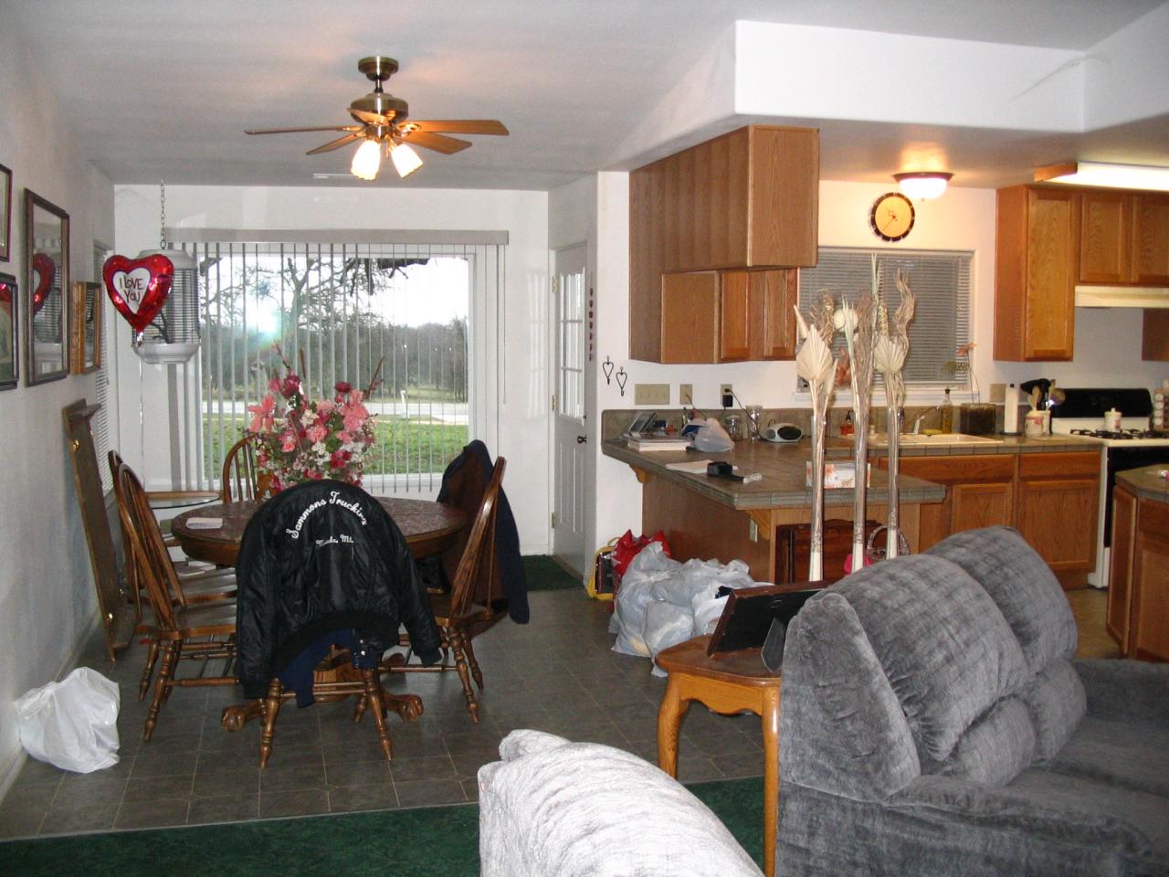 13755 Gas Point Road Igo, CA 96047 - Photo 6 of 14 Dining Room / Kitchen