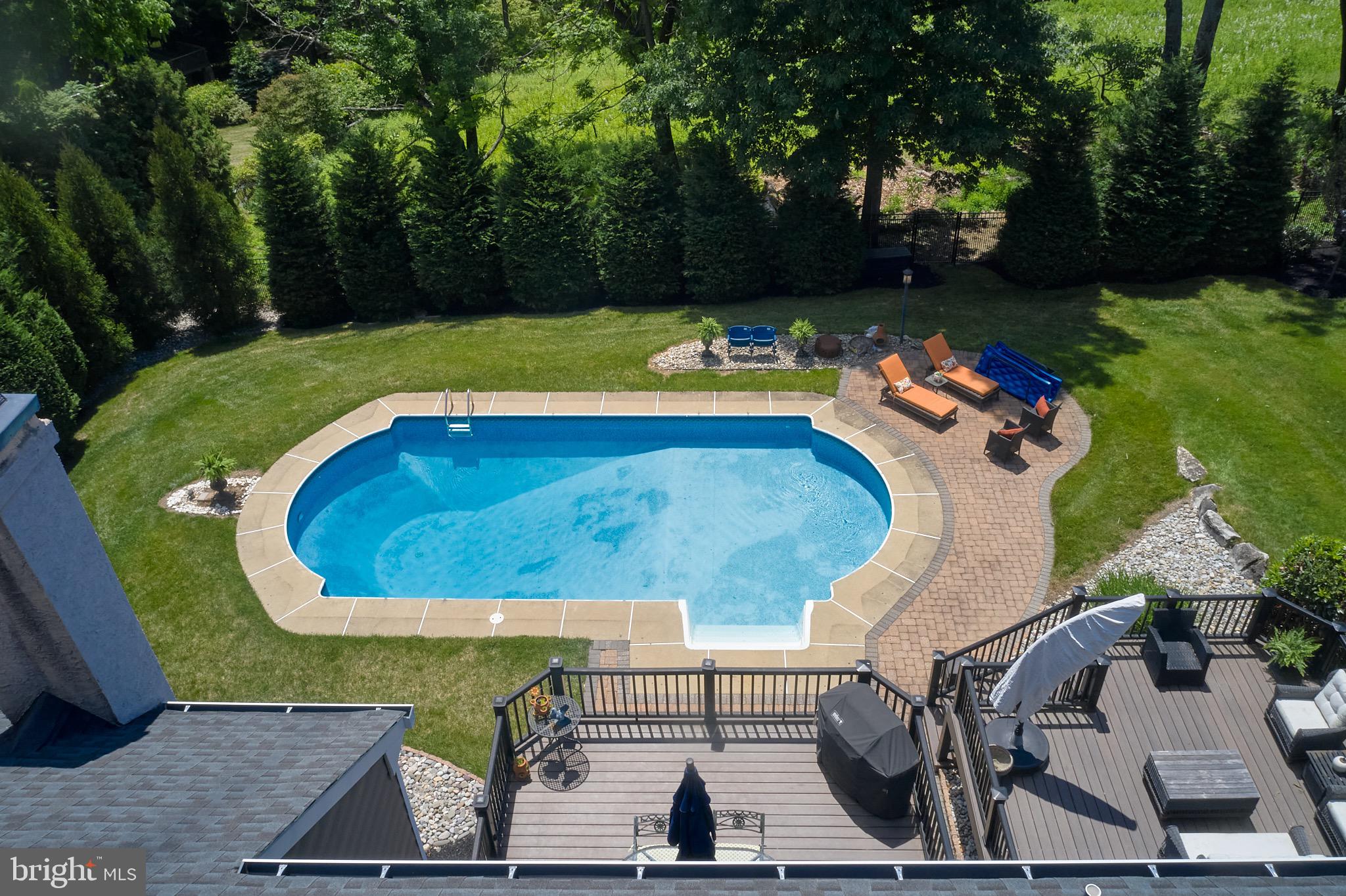 1051 South Kimbles Road Yardley, PA 19067 - Photo 69 of 73 Tiered Deck rear View