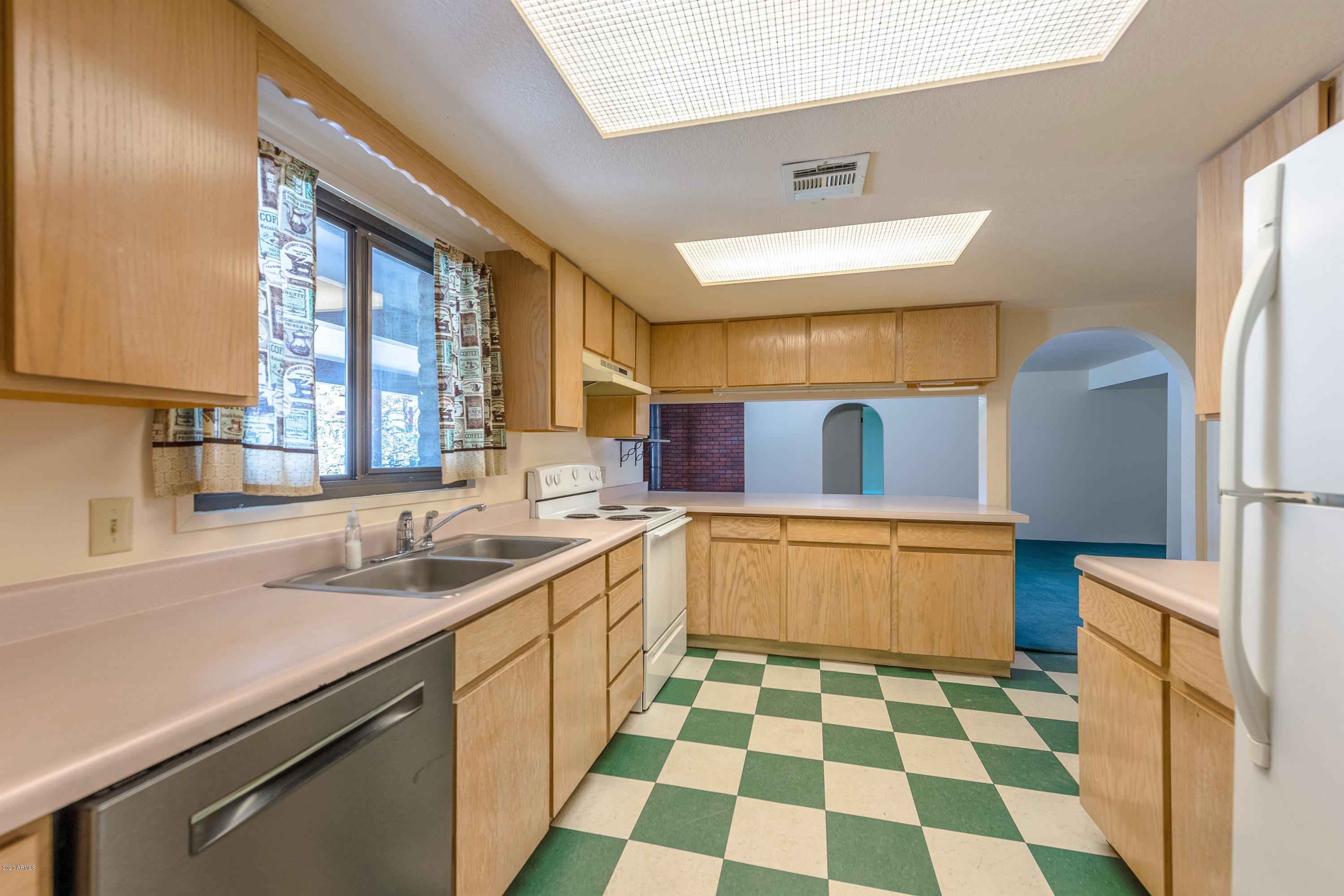 918 Copper Basin Road Prescott, AZ 86303 - Photo 6 of 35 006_Kitchen