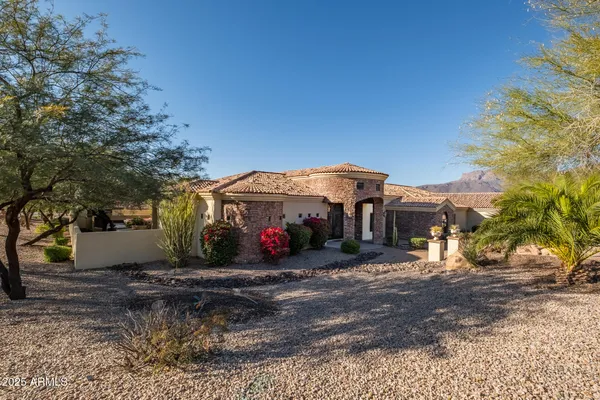 $1,500,000 | 4844 South Pura Vida Way, Gold Canyon, AZ 85118