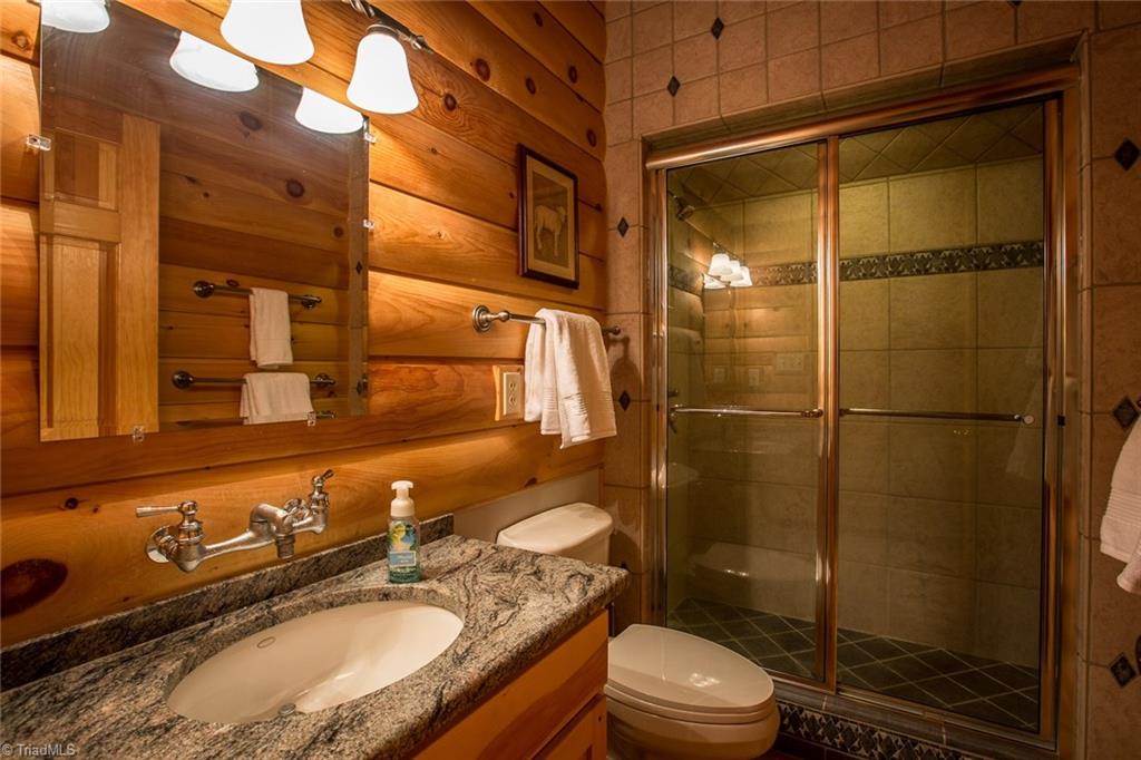 1114 Ritters Lake Road Greensboro, NC 27406 - Photo 15 of 29 Gallery Image 15