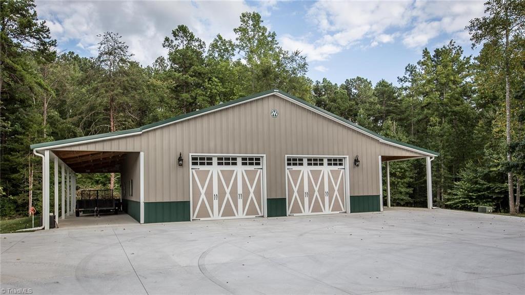 1114 Ritters Lake Road Greensboro, NC 27406 - Photo 4 of 29 Gallery Image 4