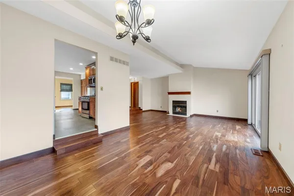 $285,000 | 13112 Royal Pines Drive, St. Louis, MO 63146