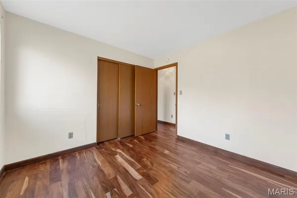 $285,000 | 13112 Royal Pines Drive, St. Louis, MO 63146