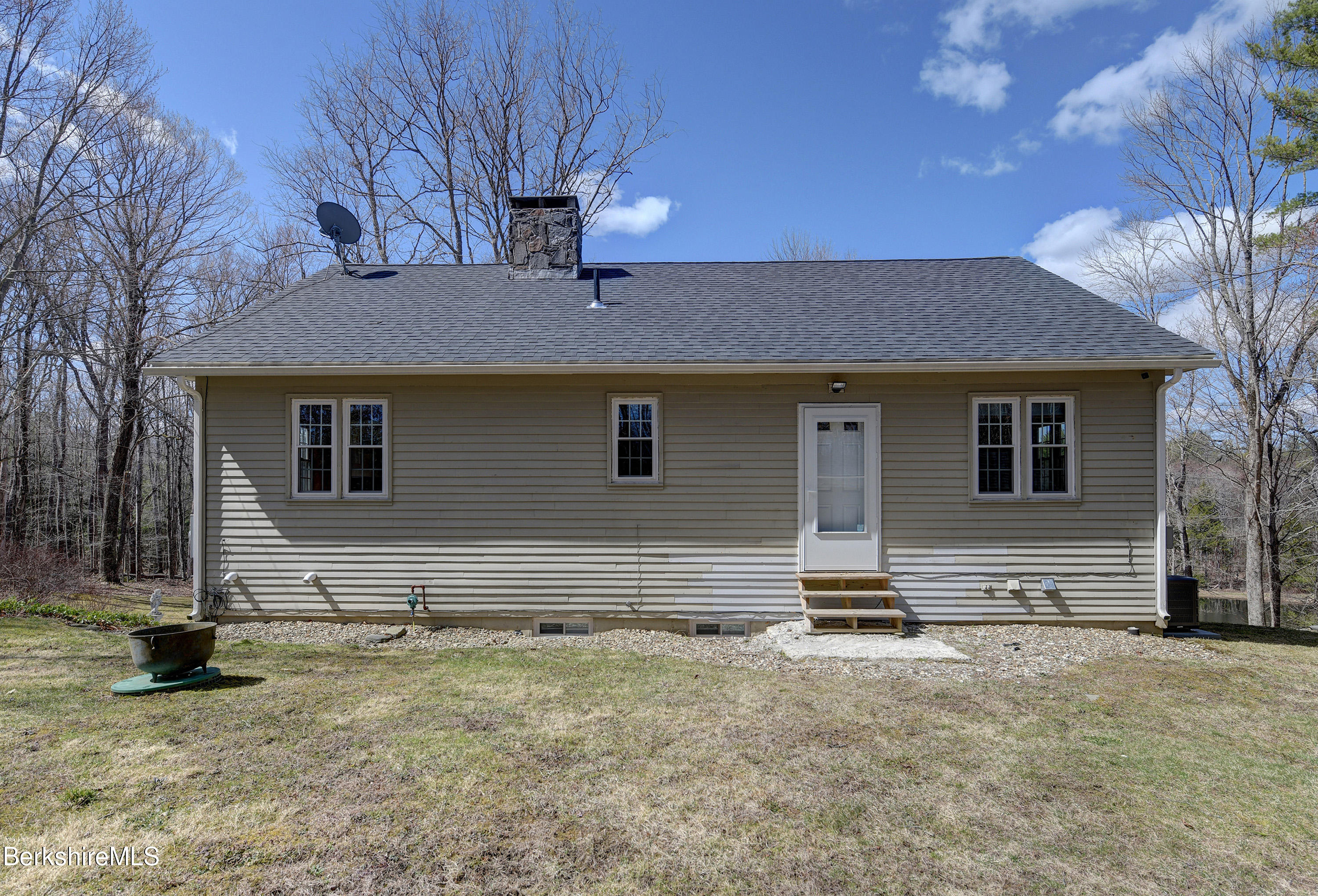 113 Nash Road Cummington, MA 01026 - Photo 4 of 44 4-Exterior Front