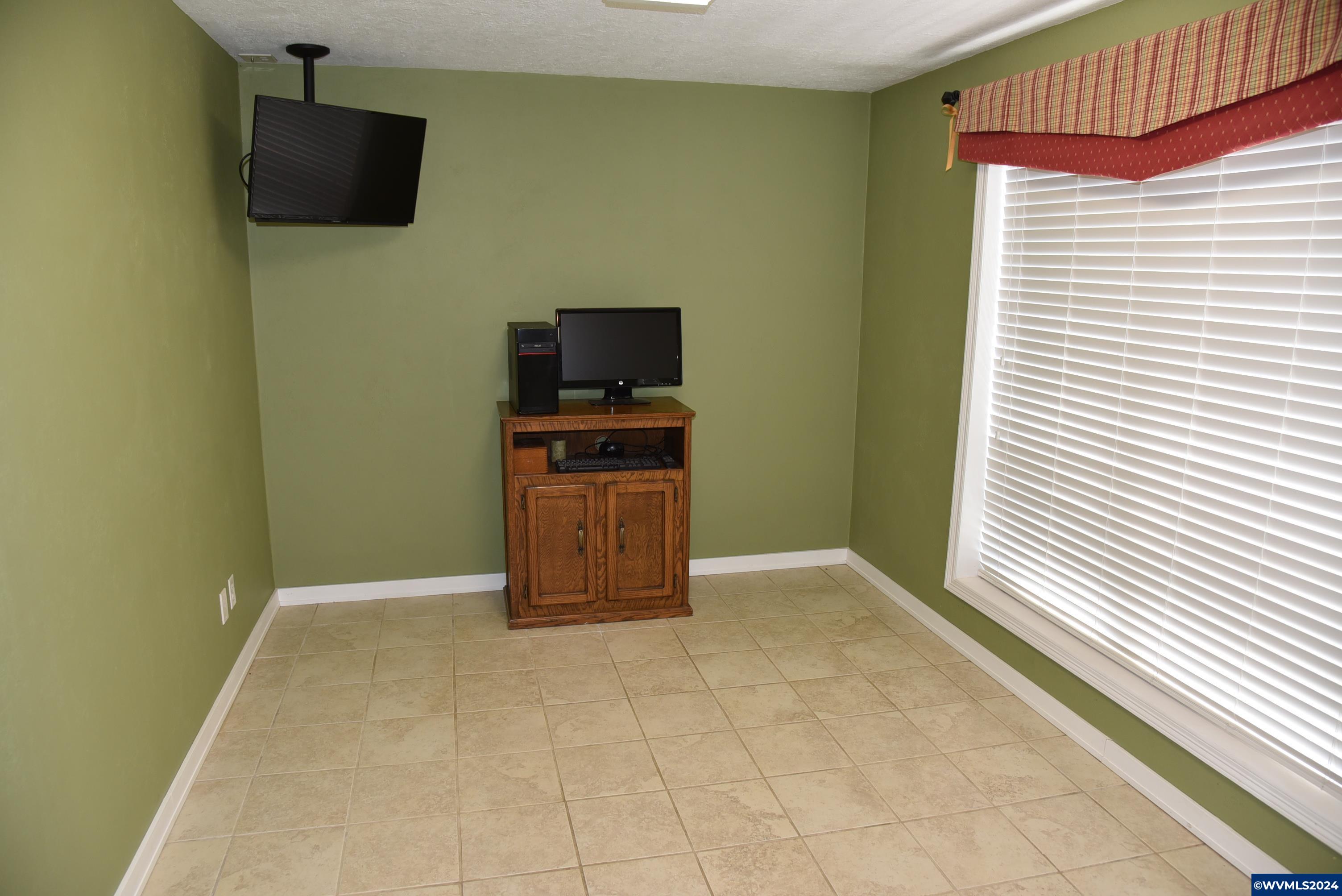 4671 Runcorn Road Northeast Gervais, OR 97026 - Photo 24 of 40