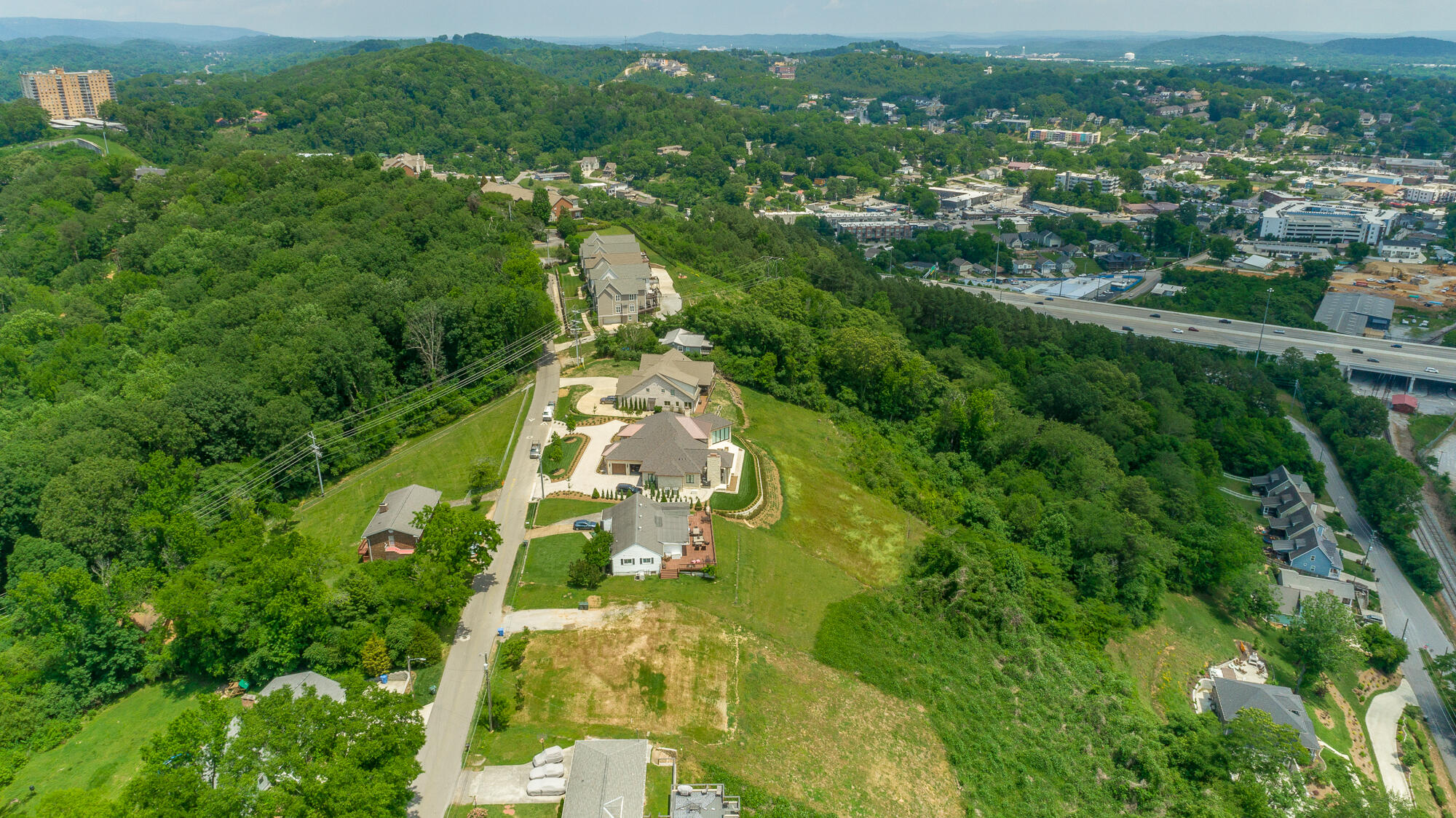 428 Whitehall Road Chattanooga, TN 37405 - Photo 17 of 21 428 Whitehall Road HD-15
