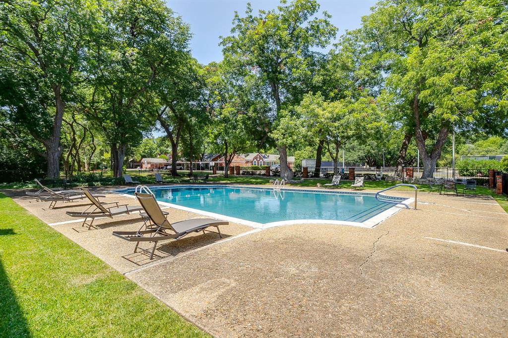 901 Roaring Springs Road Fort Worth, TX 76114 - Photo 23 of 28 Gallery Image 23