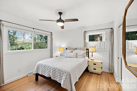 $1,189,000 | 401 Glen Oaks Road, Charlotte, NC 28270