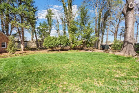 $1,189,000 | 401 Glen Oaks Road, Charlotte, NC 28270