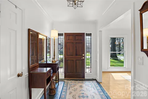 $1,189,000 | 401 Glen Oaks Road, Charlotte, NC 28270