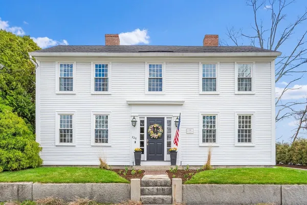 $1,065,000 | 228 Main Street, Groton, MA 01450