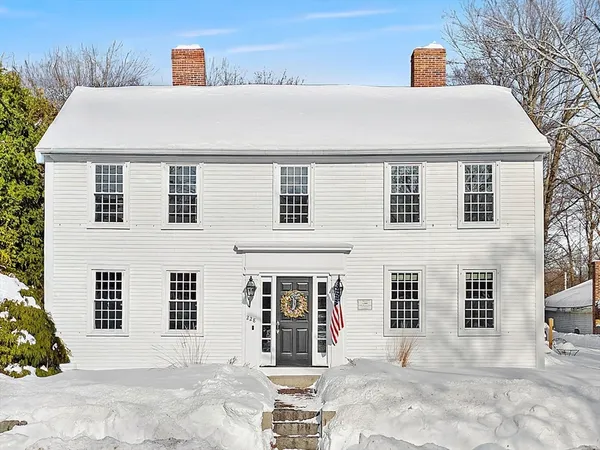 $1,065,000 | 228 Main Street, Groton, MA 01450