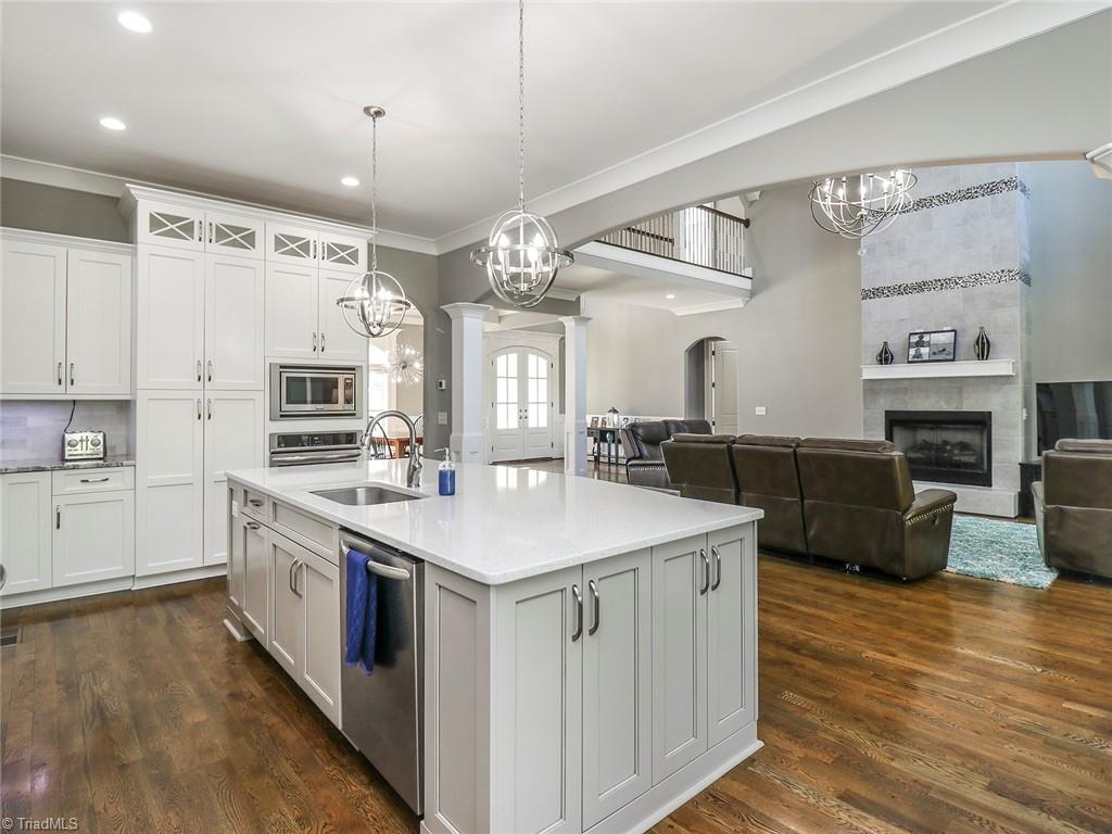 6907 Matzinger Court Oak Ridge, NC 27310 - Photo 13 of 50