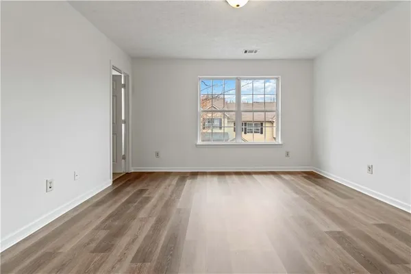 $1,725 | 4138 High Park Lane, Atlanta, GA 30344