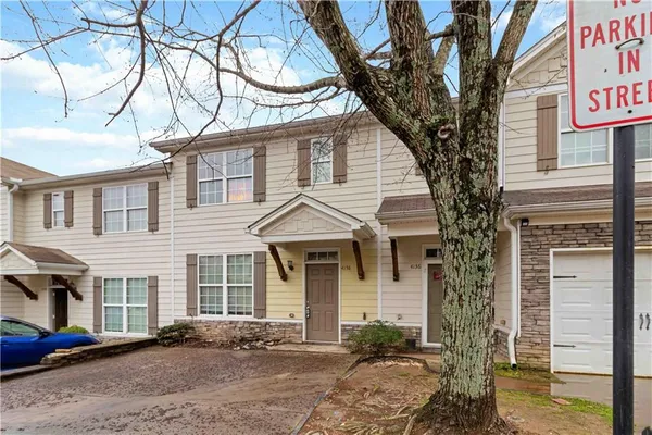 $1,725 | 4138 High Park Lane, Atlanta, GA 30344