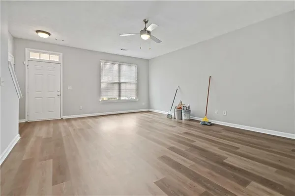 $1,725 | 4138 High Park Lane, Atlanta, GA 30344