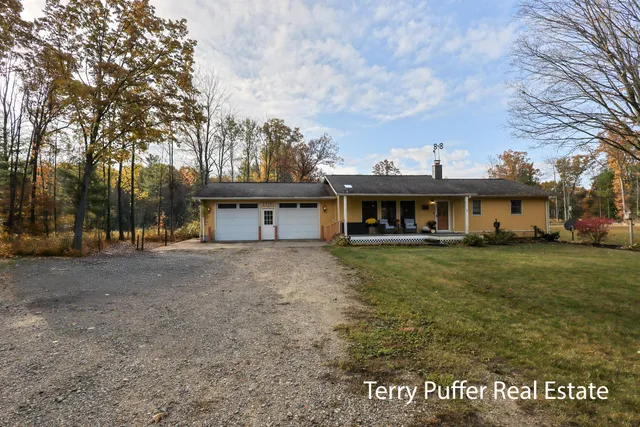 $599,000 | 23763 11 Mile Road, Big Rapids, MI 49307