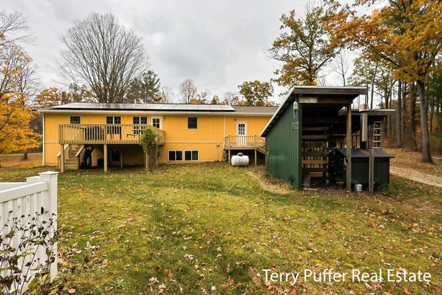 $599,000 | 23763 11 Mile Road, Big Rapids, MI 49307