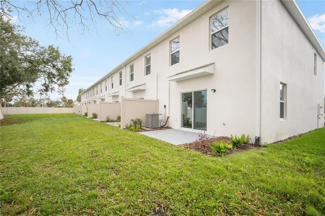 $2,350 | 4431 Rachel Fls Drive, Tampa, FL 33610