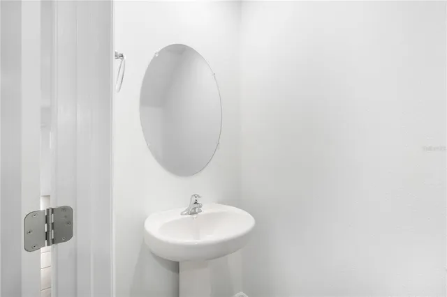 $2,350 | 4431 Rachel Fls Drive, Tampa, FL 33610