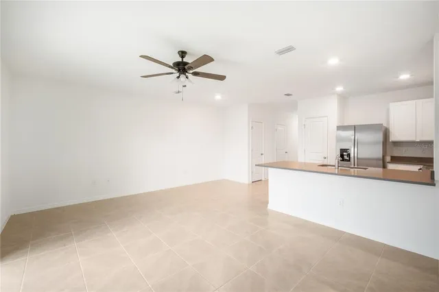 $2,350 | 4431 Rachel Fls Drive, Tampa, FL 33610