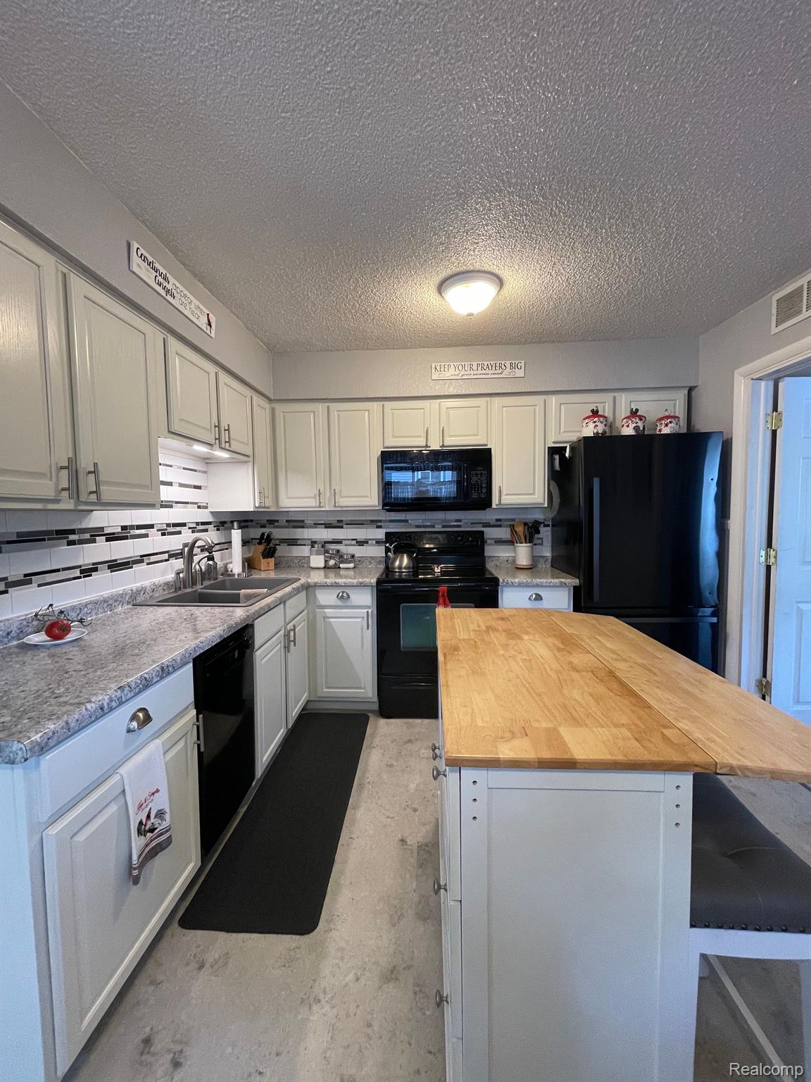 6069 Beech Daly Road Taylor, MI 48180 - Photo 6 of 25 Gallery Image 6