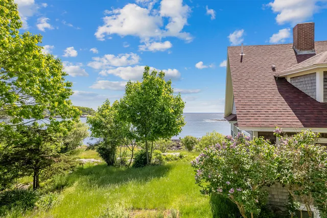 $2,999,000 | 4 Hamlin Place, York, ME 03909