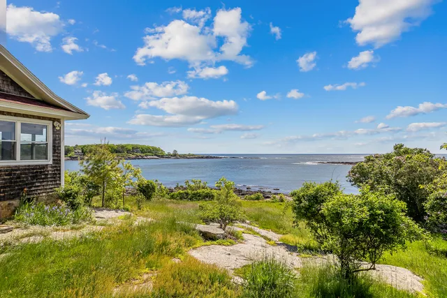 $2,999,000 | 4 Hamlin Place, York, ME 03909