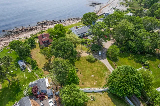 $2,999,000 | 4 Hamlin Place, York, ME 03909