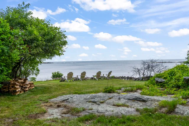 $2,999,000 | 4 Hamlin Place, York, ME 03909