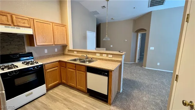 $1,500 | 5552 East Jackpot Winner Lane, Unit 101, Las Vegas, NV 89122