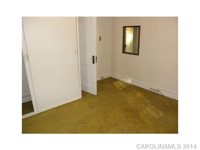 205 26th Street Southwest Hickory, NC 28602 - Photo 12 of 16 a picture of a room
