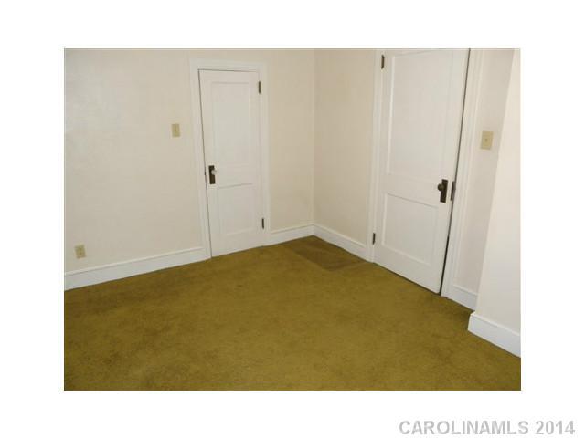 205 26th Street Southwest Hickory, NC 28602 - Photo 9 of 16 a room with a sink