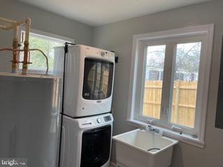 489 Myers Road Berkeley Springs, WV 25411 - Photo 16 of 26 Washer & dryer convey!
