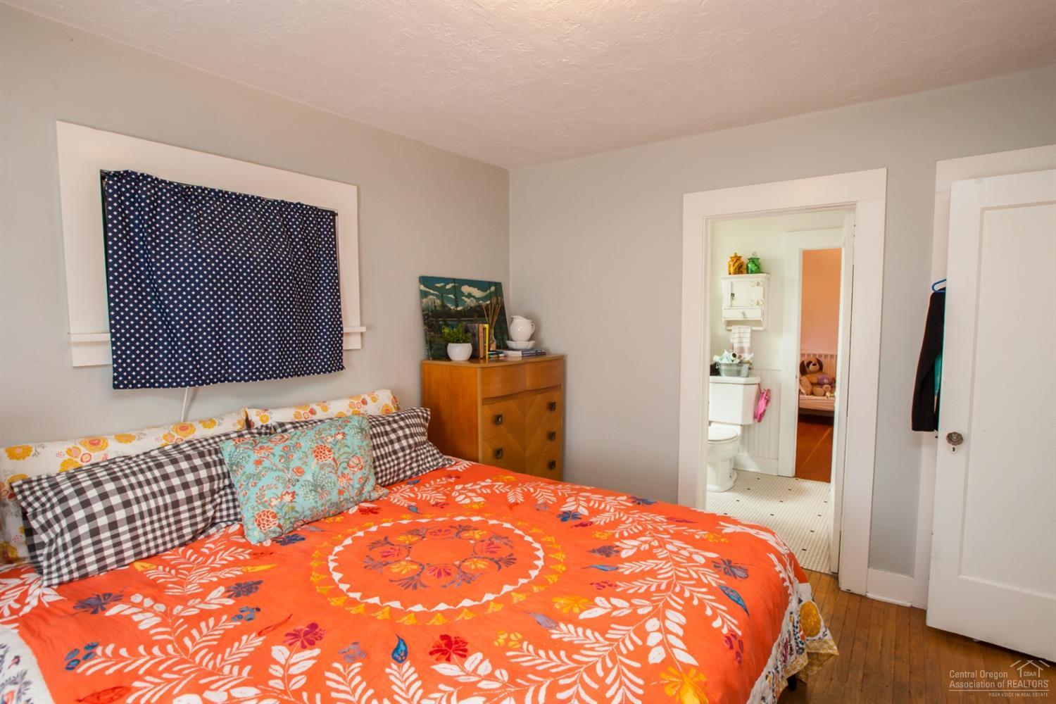 1660 Northwest Awbrey Road Bend, OR 97703 - Photo 13 of 24 Additional Photo