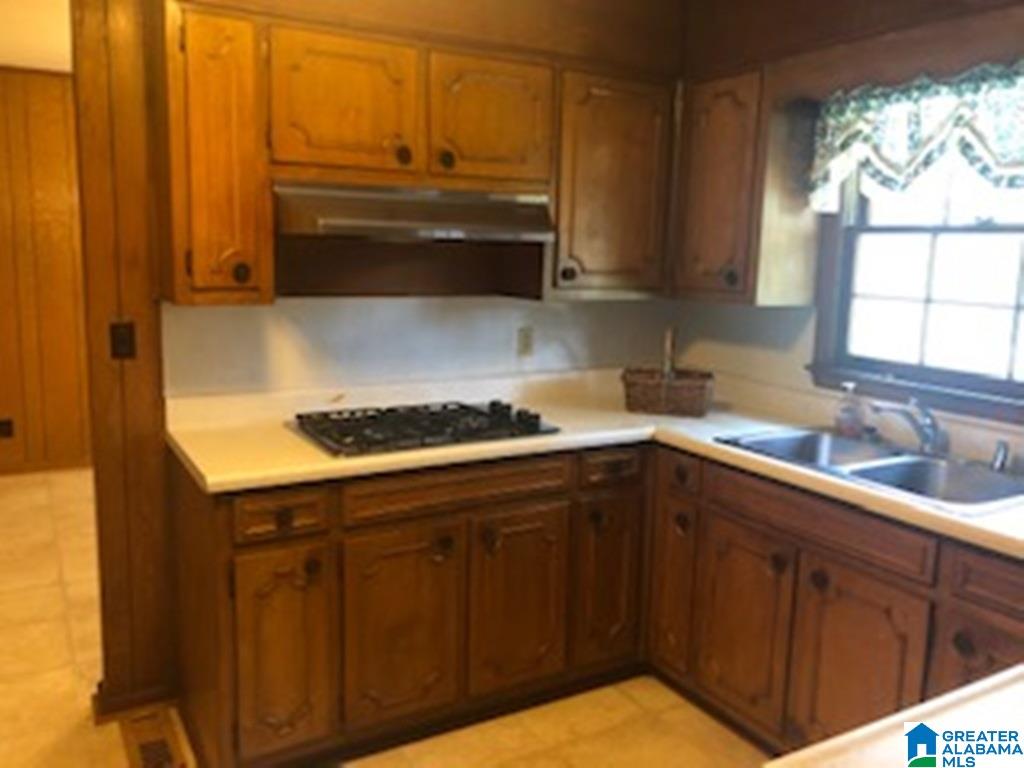106 Robin Circle Talladega, AL 35160 - Photo 8 of 37